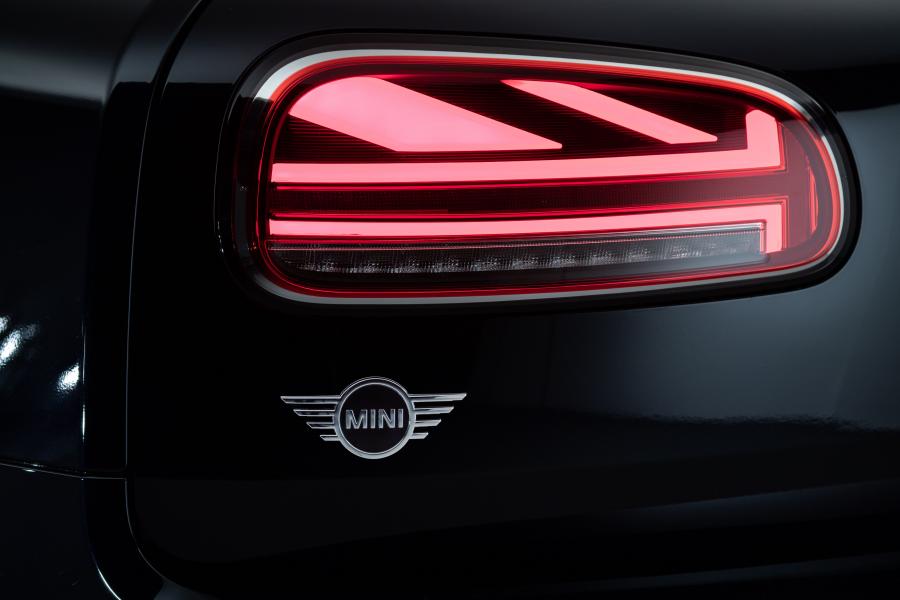 Детали экстерьера Mini Cooper Clubman (F54) 2019 года  (WW) (фото 18 из 31)